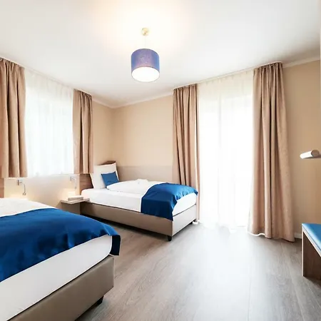 Hotel Akzent 3*